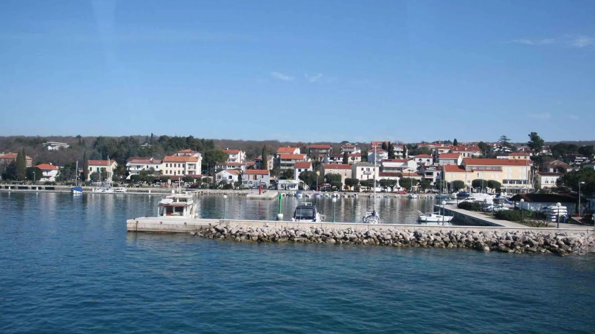 Apartments In Malinska/Insel Krk 14366